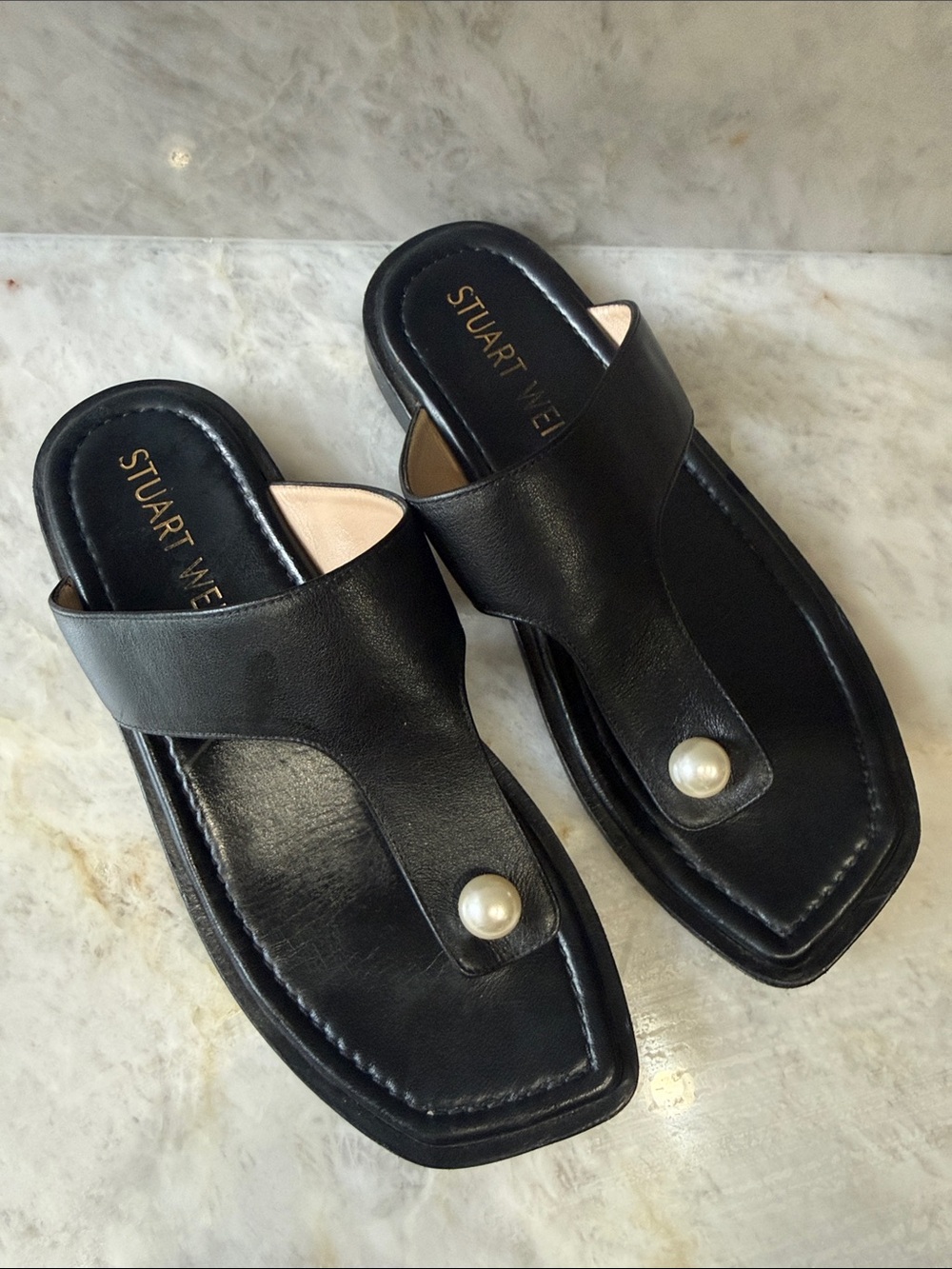 Stuart Weitzman Black Leather slides, Pearl-Accent, Toe-Post Sandals